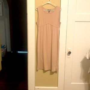 super nice women’s dress never worn